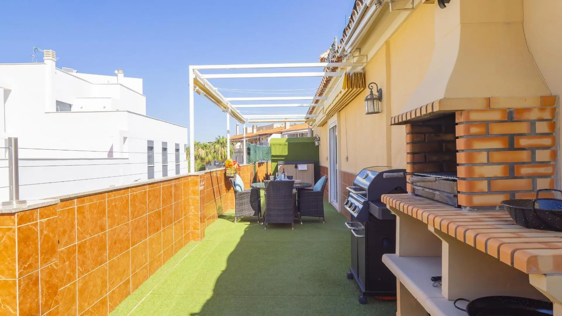 Cubo'S Penthouse & Pool La Libertad Διαμέρισμα Alhaurín el Grande