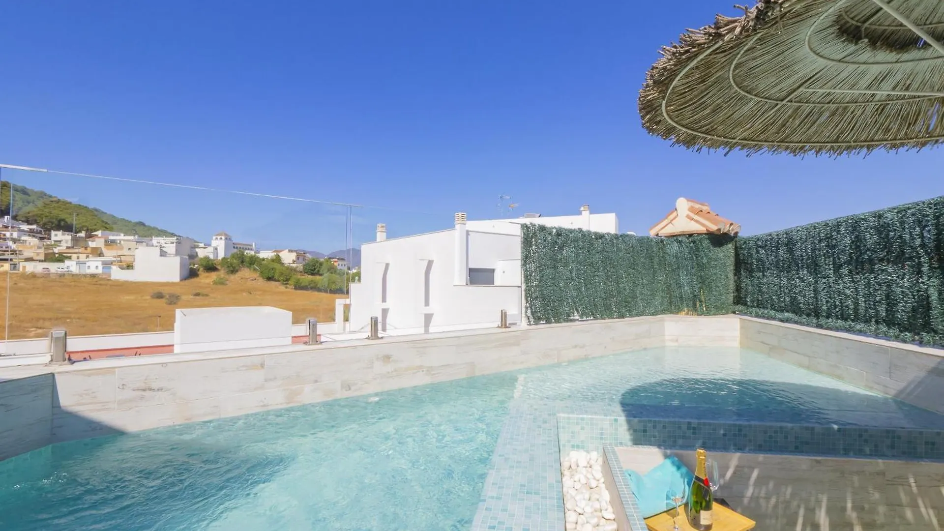 Cubo'S Penthouse & Pool La Libertad Διαμέρισμα Alhaurín el Grande